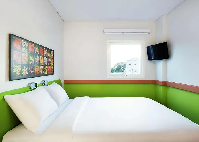 Ibis Budget Semarang Tendean